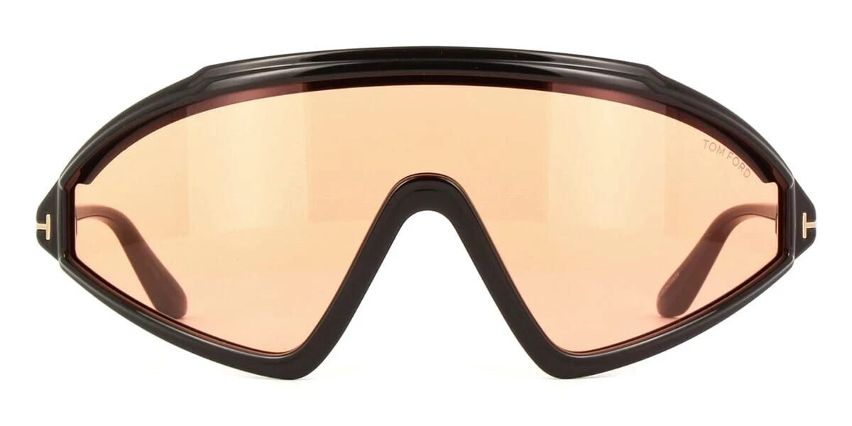 Tom Ford Black Shield Sunglasses with Gray-Green Lenses
Like new
Lorna Check out the latest must-have accessory: the Tom Ford Lorna  main image 2