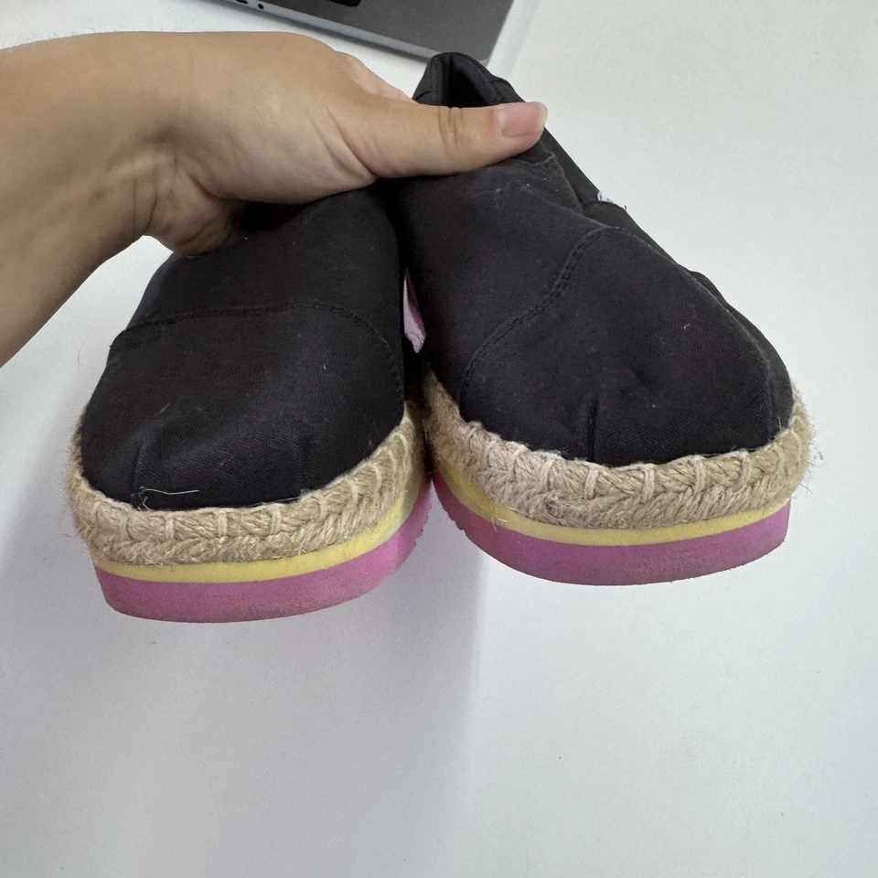 Zapatos Toms para mujer talla 11 alpargata de lona negra plataforma suela arco iris Foto 3 de 4
