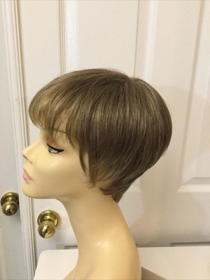 Синтетический парик Raquel Welch ON THE MOVE короткой огранки для мальчика R13F25 Lt коричневый золотистый блондин - Изображение 3 из 4