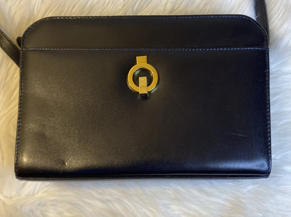 Bolso Bandolera/Cartera Jones New York De Colección Cuero Negro Estructurado con Acento Dorado Foto 4 de 4