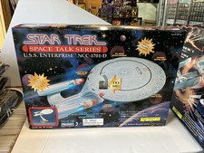 1995 Star Trek Space Talk Series Playmates USS Enterprise NCC-1701 D NEW