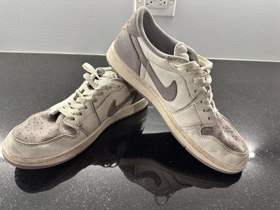 Air Jordan 1 Retro Low OG 'Atmosphere Grey' (style code CZ0790-101).Size 11