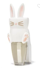 BATH & BODY WORKS WHITE EASTER BUNNY WITH PINK EARS FRAGRANCE DIFFUSER PLUGIN!
