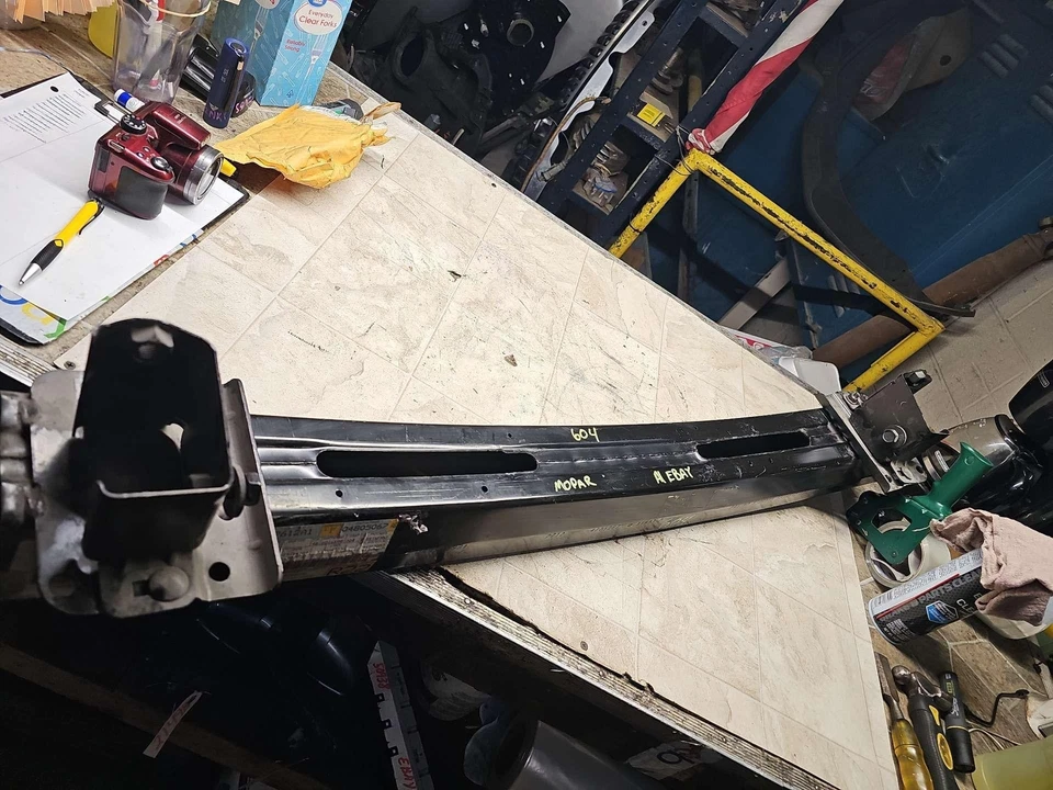 Dodge Intrepid 1993-1997 *nuevo* montaje parachoques refuerzo delantero id-4805067ab Foto 4 de 4