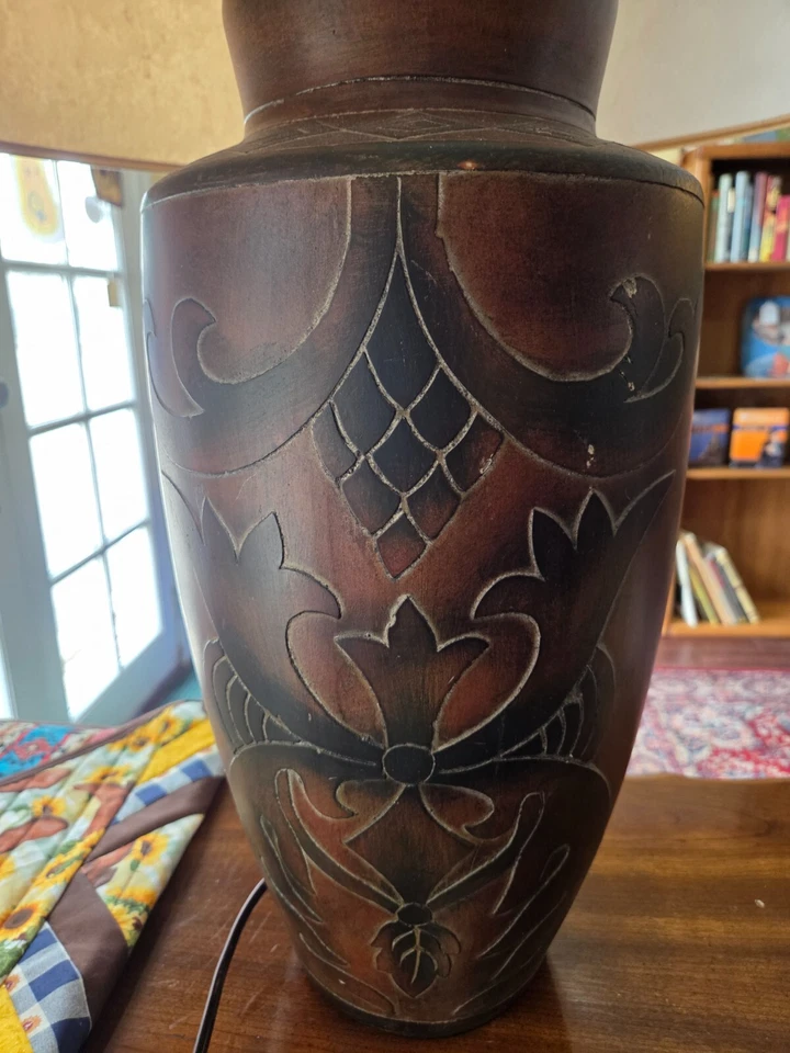 Lámpara de mesa de cerámica rústica Foto 4 de 4