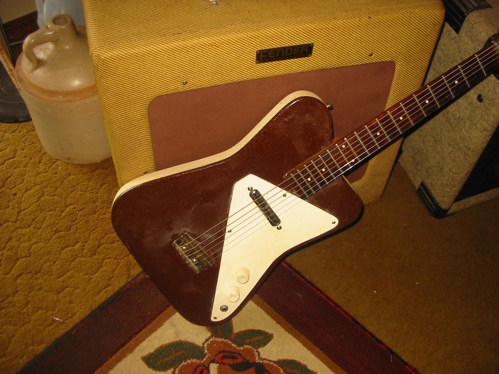 Picture 1 of 8