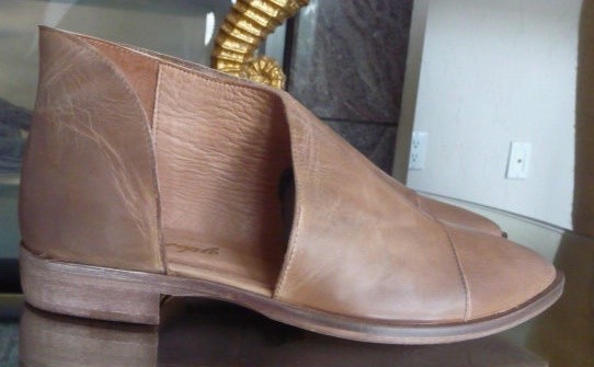 royale flat shoe look alike