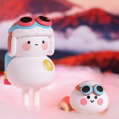 Pop Mart x Bobo and Coco Wanderlust Series Sky mini figures cute toy skydiver 
