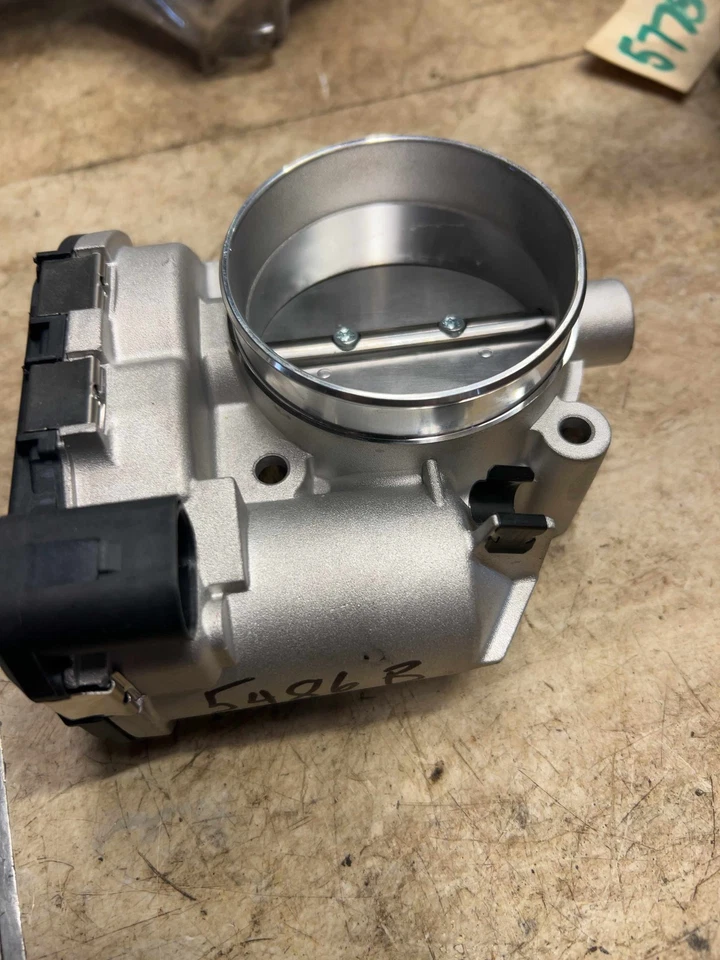 Корпус дроссельной заслонки 05-08 LACROSSE ALLURE 05-07 CTS STS 3,6 л *НОВЫЙ ВТОРИЧНЫЙ РЫНОК* - Изображение 3 из 4