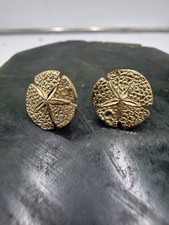 14k Yellow Gold Sand Dollar Post Earrings
