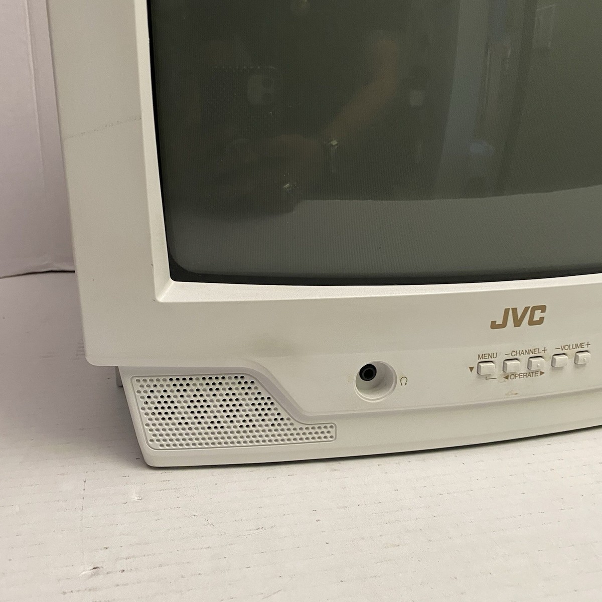 Vintage JVC CRT Color TV 13