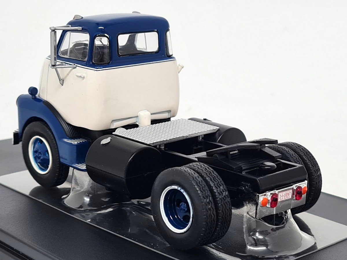 iXO 1/43 - GMC 950 COE 1954 Blue / White Diecast Scale Model Truck