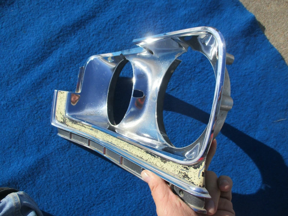 Buick Electra Estate 1973 vagón faro bisel llanta original GM izquierda bonito Foto 4 de 4