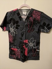 Uniform Advantage Scrub Top XS
