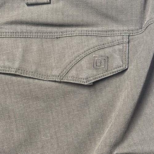 511 Tactical Stryke Shorts Ripstop 73327 11" 11 Inch Inseam Green Brown Size 44 - Picture 8 of 10