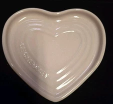 New Second Choix Le Creuset Chiffon Pink Heart Stoneware Spoon Rest Free Ship B