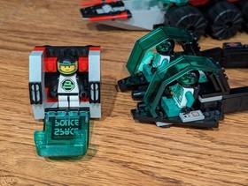 LEGO Space Police: Solar Snooper (6957), mostly complete (see desc), partial box
