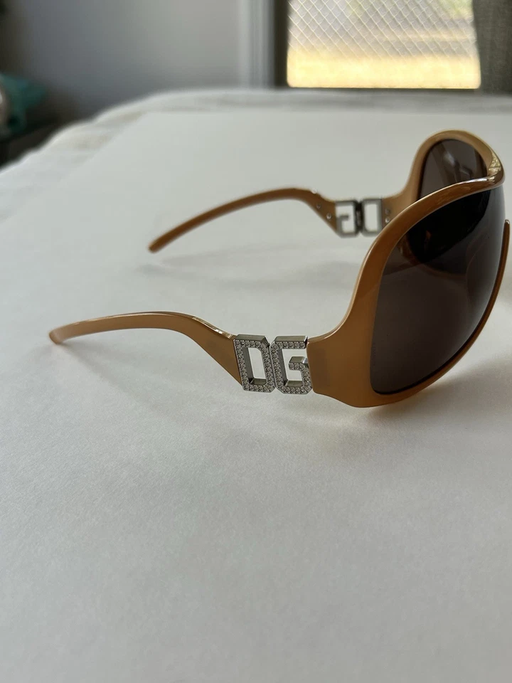 Gafas de sol Dolce & Gabbana Y2K Shield con logotipo de cristal D&G 100 % auténticas Foto 2 de 4