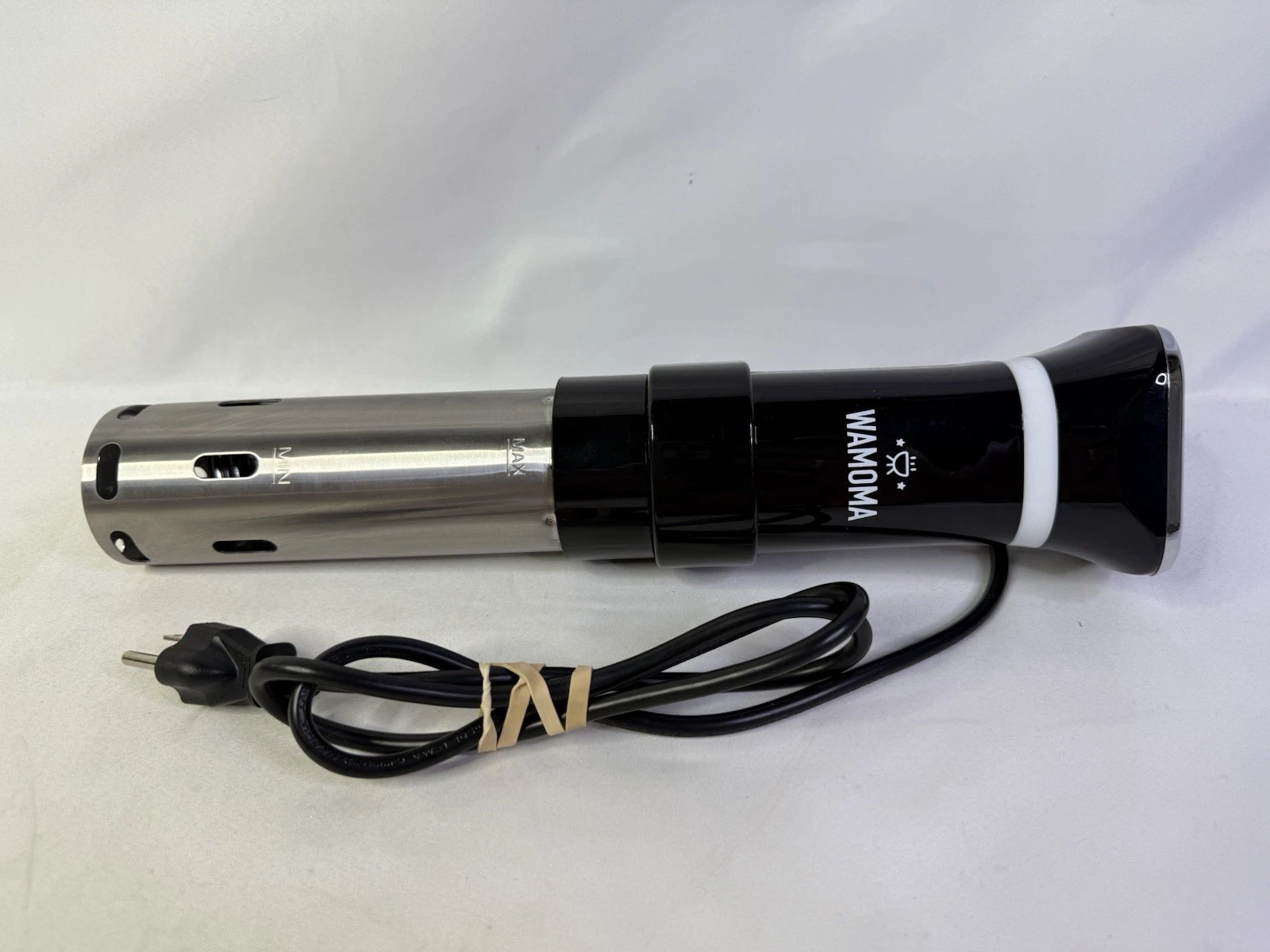 Sous Vide - Precision Cooker with Immersion Circulator & Cookbook, 1100W VGC
Opens in a new window o