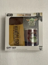 star wars MANDALORIAN gift set INCLUDES: 12oz MUG, CREW SOCKS, & KEYCHAIN