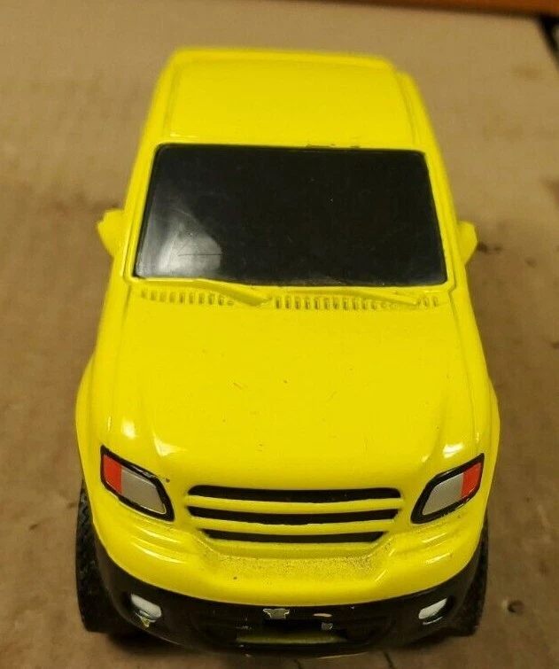 Camioneta pickup de juguete fundido a presión Ertl John Deere amarilla266-4-sr00 Foto 3 de 4