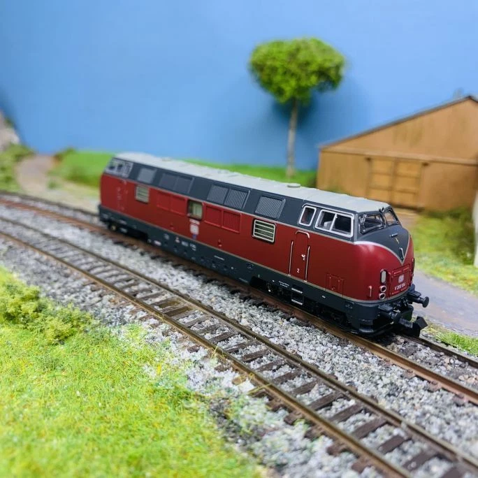 LOCOMOTIVE DIESEL G1206 FRET, SNCF, LOGO CASQUETTE, ECHELLE N, EpVI