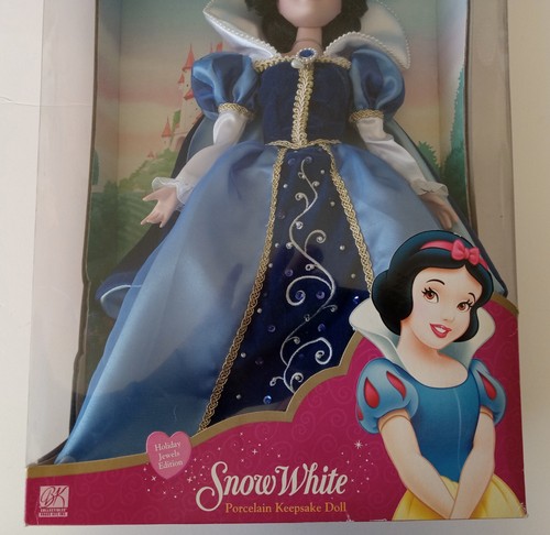 Disney 2003 Princess Holiday Jewels Edition Snow White Porcelain Doll in Box - Picture 9 of 10