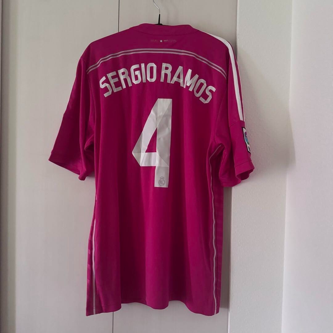 Sergio Ramos 4 L REAL MADRID 2014 2015 Away Jersey Camiseta Sergio Ramos 4 L REAL MADRID 2014 2015 Away Jersey Camiseta