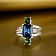 925 Sterling Silver London Blue Topaz  Peridot Ring Emerald Cut 3-Stone Jewelry