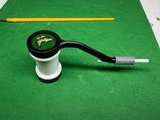 fly tying bobbin ceramic with dual clutch disc drag. smooth drag.
