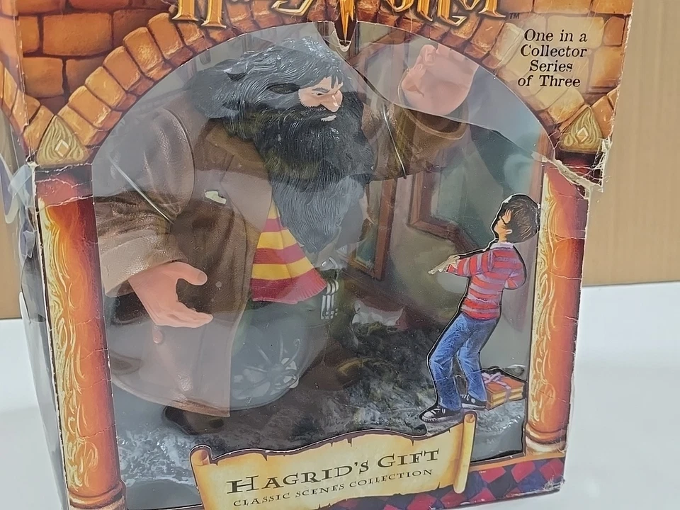 Harry Potter Colección Escenas Clásicas Regalo de Hagrid 2001 Mattel Foto 3 de 4