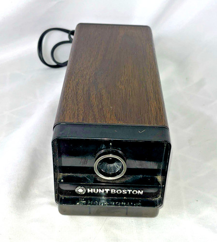Vintage Hunt Boston Model 17 Electric Pencil Sharpener Woodgrain Tested Works