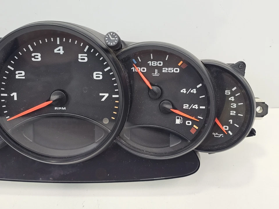 Porsche 911 996 Speedo 2000 2001 velocímetro cuadro de instrumentos OEM usado Foto 3 de 4