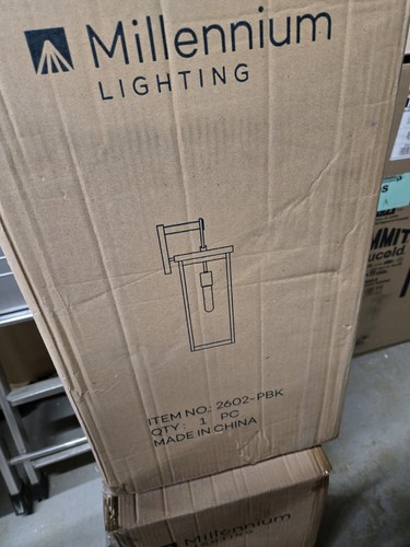 Lot Of 2 Millennium 2602-PBK Transitional One Light Outdoor Wall Bracket in... - 第 4/4 張圖片