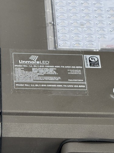 Linmore LL-SL1-SM-100WD-40K-T4-UNV-G2-BRN-RMB-FSP201-SSP Site Lighter 1 Exterior - Picture 3 of 4