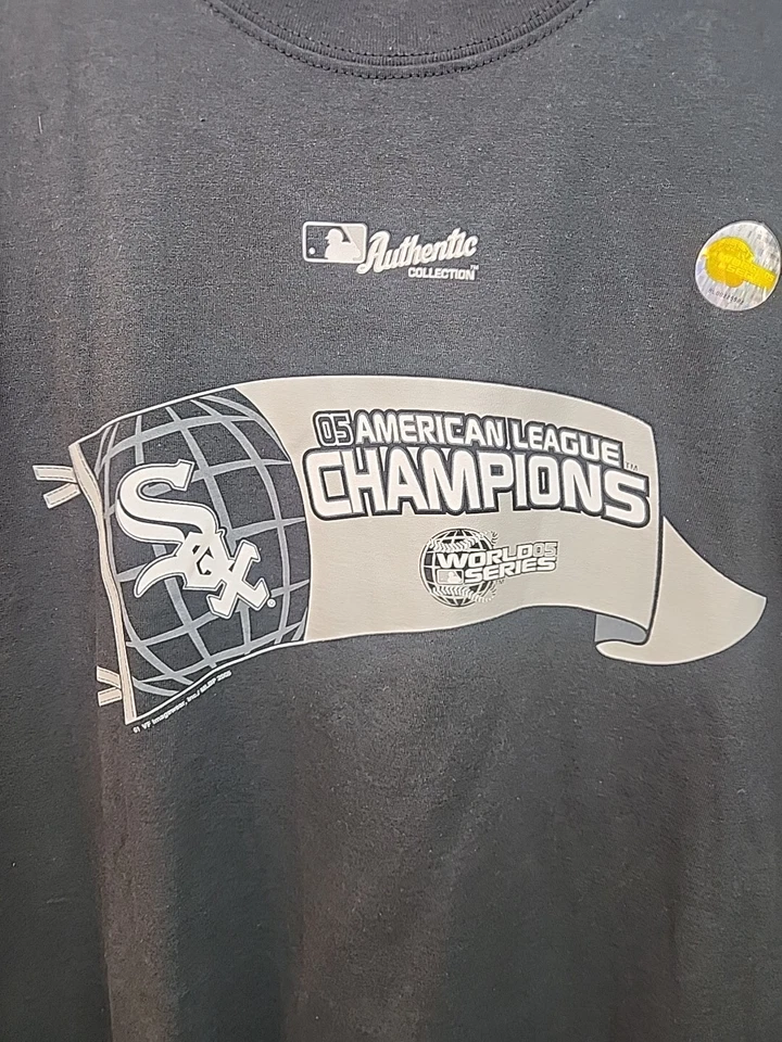 ***Chicago White Sox 2005 American League Champion Shirt With Sticker X Large*** - Image 2 of 4