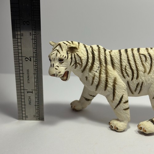 Safari Ltd 1996 White Bengal Tiger Wild Safari - Picture 9 of 9