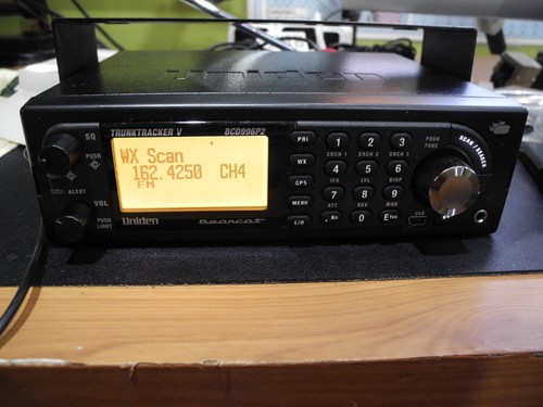 Uniden BCD996P2 Digital Mobile TrunkTracker V Scanner w/ latest firmware! - Zdjęcie 3 z 19
