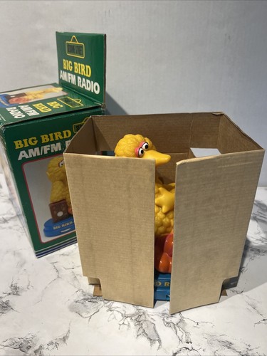 Vintage Sesame Street Big Bird AM/FM Transistor Radio Figural JPI 1989 Muppets - Picture 15 of 16