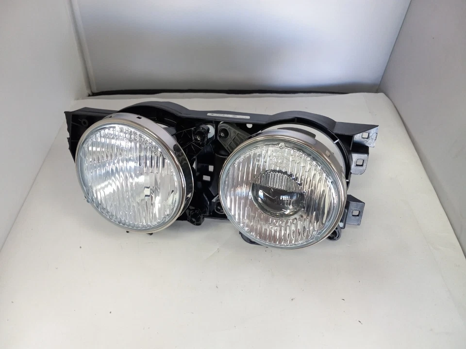BMW OEM CONJUNTO DE FAROS DERECHO BLEM 525i, 530i, 535i, 540i, 735 y MÁS 63121379186 Foto 2 de 4