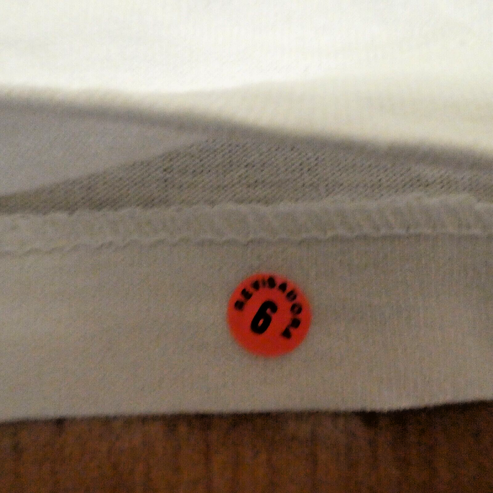 Picture 4 of 6