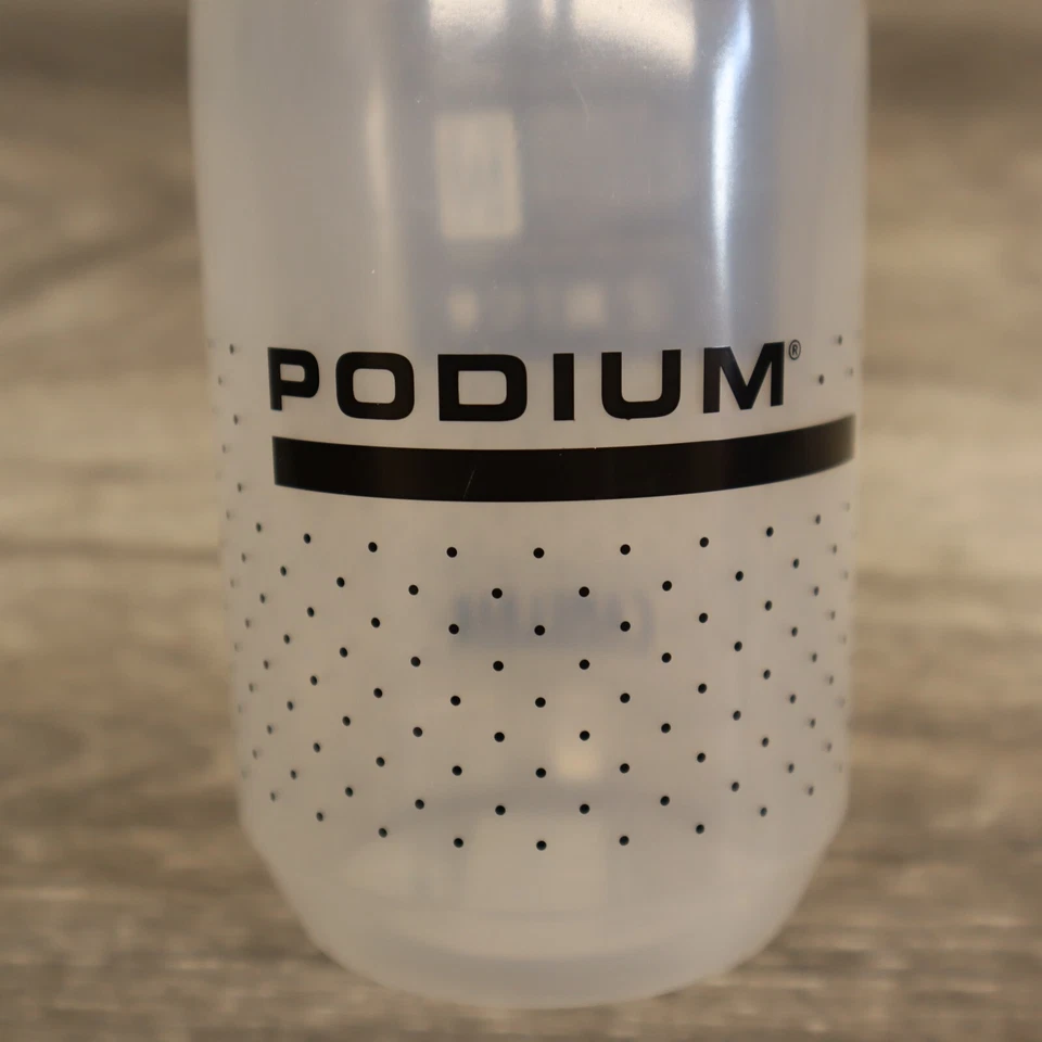 Botella de agua Camelbak Podium, 21 oz, CARBONO nueva H21057 número de serie NO RETIRADA DEL MERCADO Foto 4 de 4