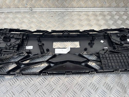 HYUNDAI I20 Front Grill 2022-ON | OEM 86351-Q0CB0 Used Genuine - Imagen 6 de 8