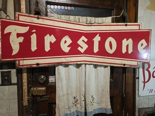 VINTAGE ORIGINAL GAS OIL GENERAL STORE TIN SIGN FIRESTONE BOW TIE NICE CONDITION
