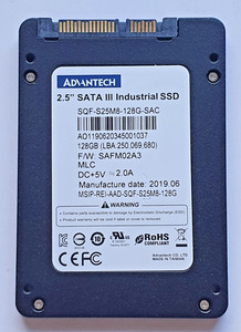 128 GB SATA III Advantech SQFlash 830 SQF-S25M8-128G-SAC MLC industrial SSD 2.5"