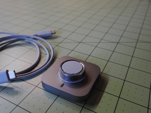 Oura Ring 4 Silver Size 11 with Charger