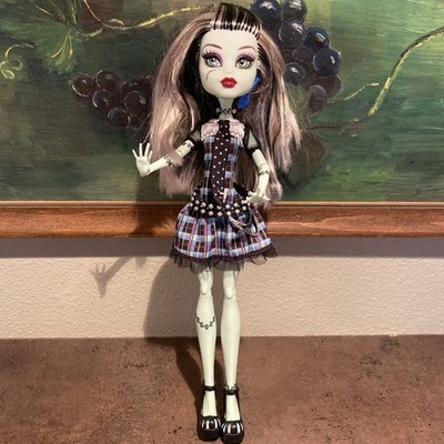 Mattel 2008 Monster High Frankie Stein Doll Original Ghouls F1