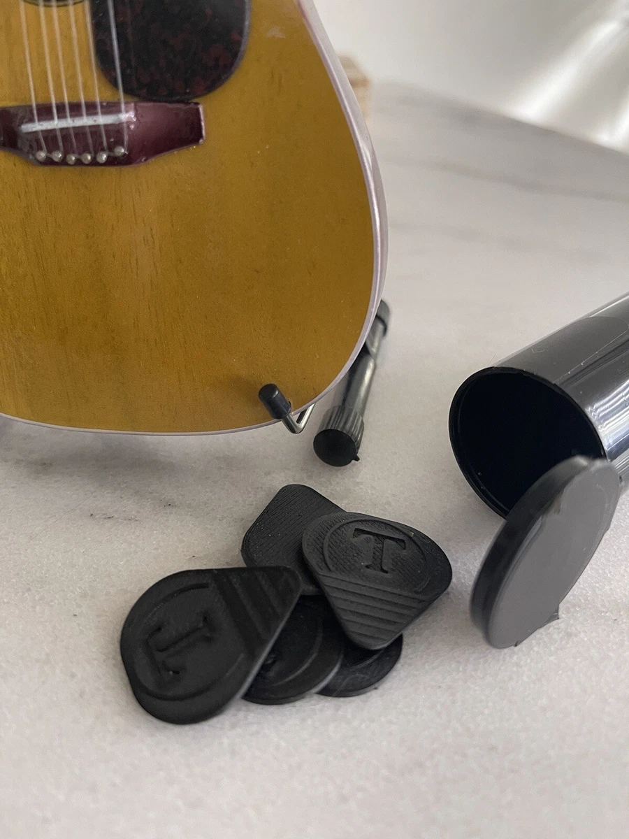Carbon fiber nylon guitar deals