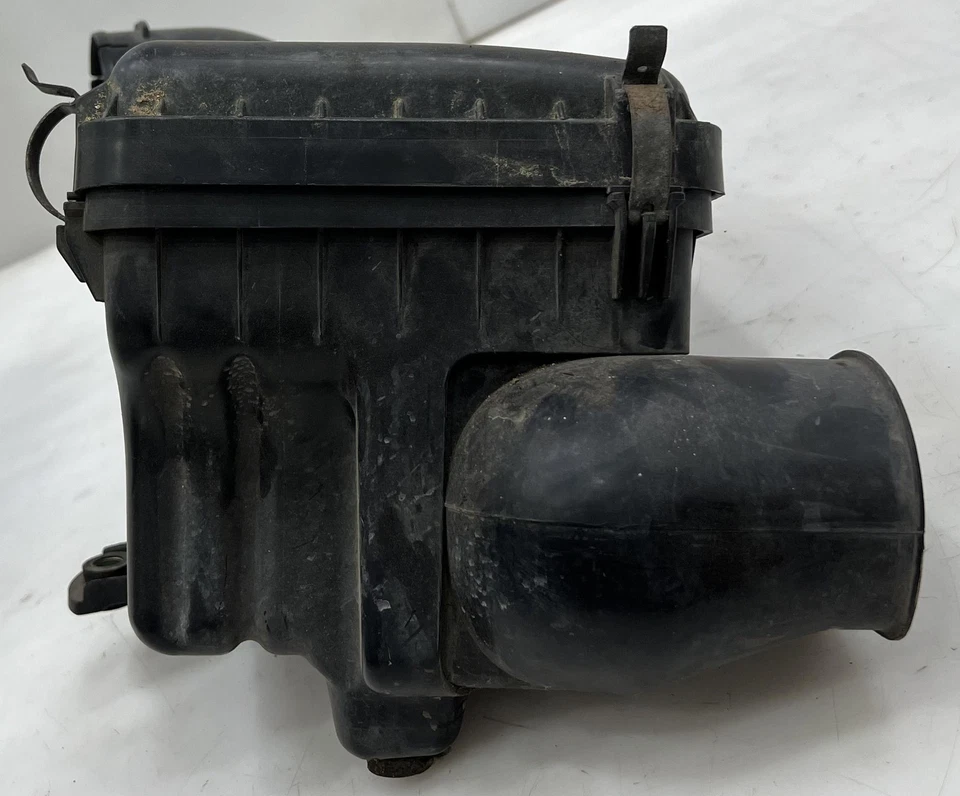 Caja de filtro de aire Isuzu Trooper Acura SLX - 3,5 L OEM 8971704790 8971606020 Foto 2 de 4