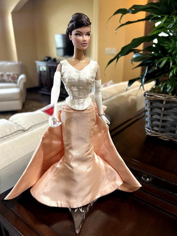 Fashion Royalty Jason Wu Veronique Lush Life Dressed Doll - NO BOX
